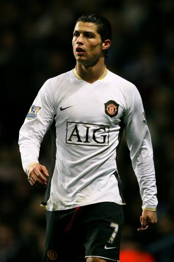 内完成